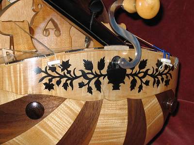 Clasp detail of Nigout Hurdy Gurdy by Chris Allen and Sabina Kormylo